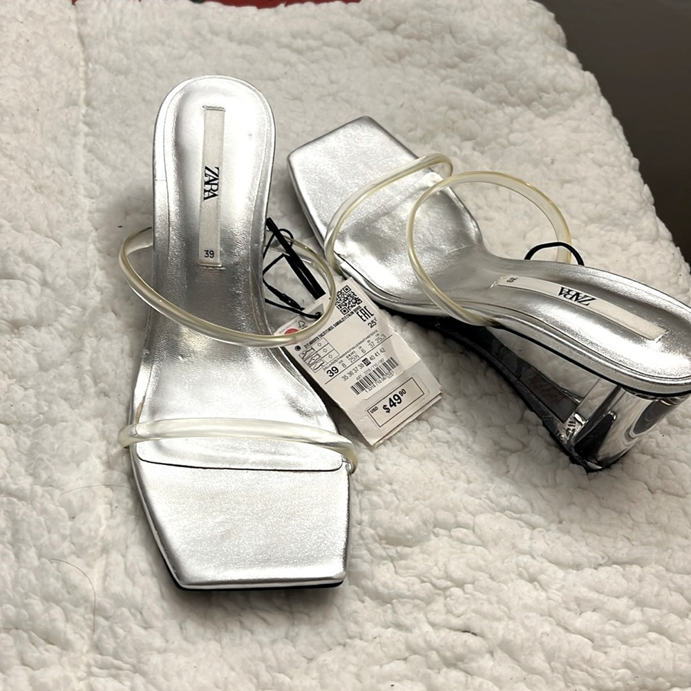 Size 39 ( US 8) Zara clear and silver heel sandal